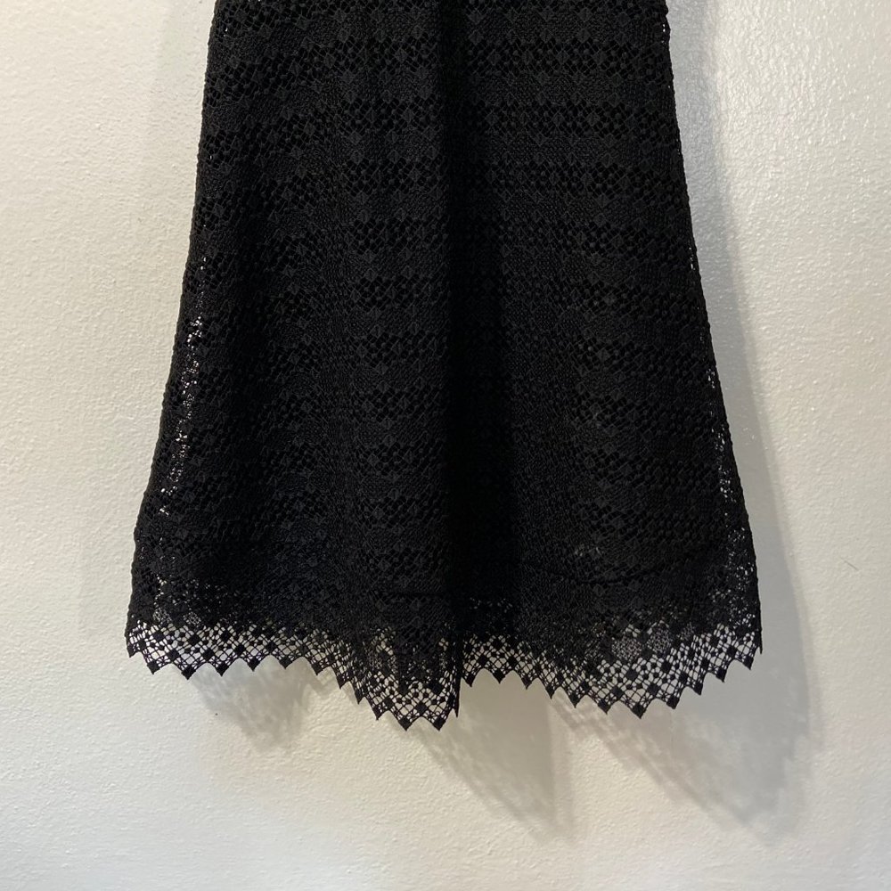 SANDRO Mini Lace Dress Size 0 (XS, waist 24-25) - Picture 3 of 6